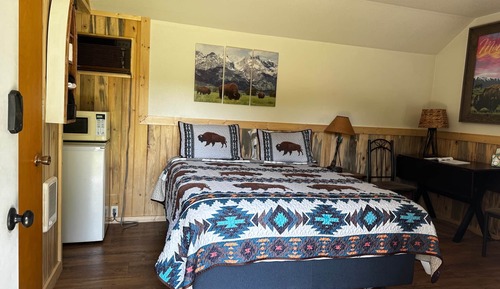 Buffalo Cabin