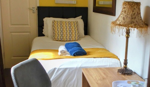 Classic Single Room