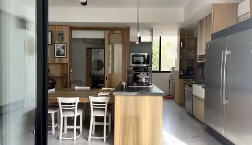 Family Apartment, Multiple Bedrooms