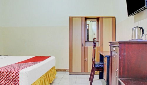 Deluxe Studio Suite