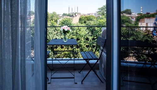 Twin Room, Balcony