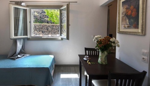 Deluxe Apartment, Garden View