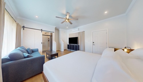 Luxury Room