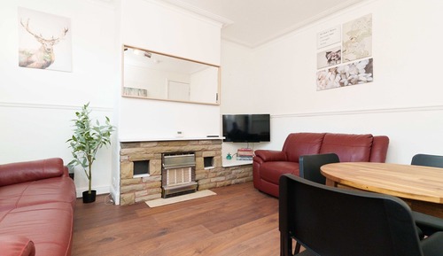 House, Ensuite
