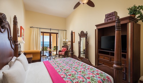 Signature Condo, 1 Bedroom, Balcony, Beach View