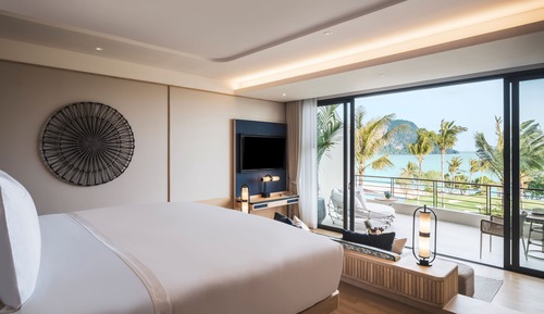 Deluxe Sea View Suite with Complimentary Sea Transfers from Phuket
