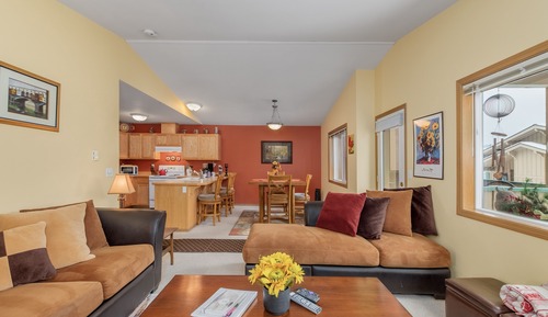 Condo, 3 Bedrooms