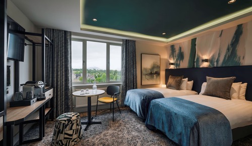 Skyline67 Double or Twin Room (In-room continental breakfast)