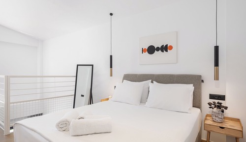 Deluxe Suite, 1 Queen Bed with Sofa bed, Pool View