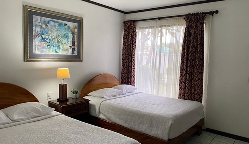 Standard Room, 2 Double Beds