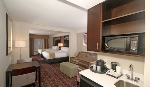 Suite, 2 Queen Beds