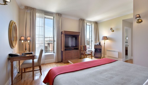 Superior Room, 1 King Bed
