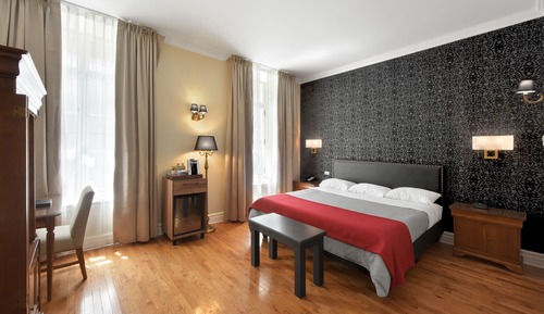Premier Room, 1 King Bed