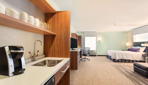 Studio, 1 Queen Bed, Accessible, Bathtub (Hearing)