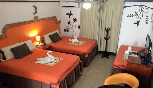 Comfort Studio Suite, Multiple Beds, Kitchen, Tower