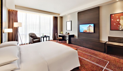 Deluxe Room, 1 King Bed