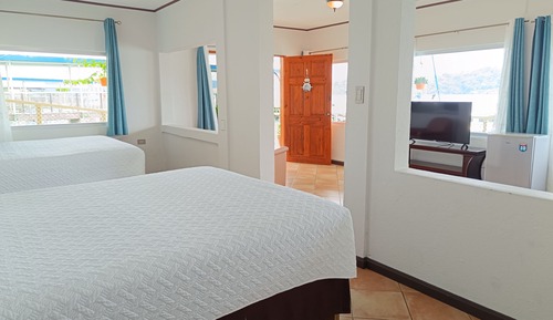 Suite, Balcony