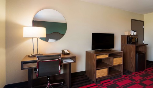 Standard Room, 2 Queen Beds, Accessible, Bathtub