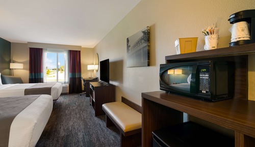 Standard Room, 2 Queen Beds, Non Smoking, Refrigerator & Microwave