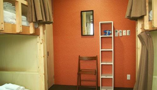 Quadruple Bunk Bed with Shared Bath