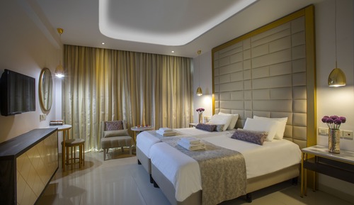 Double or Twin Room, 1 Bedroom, Balcony, Beach View (Front)