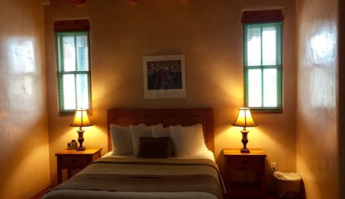 Queen Room with Two Queen Sized Beds (Room 4, Upstairs)