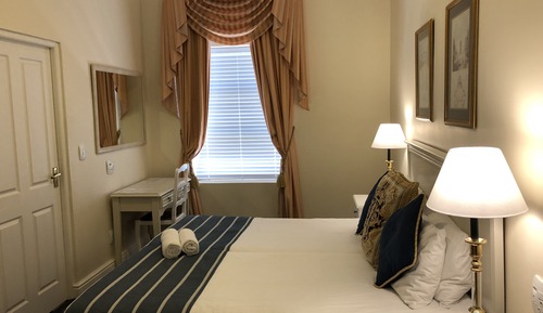 Standard Twin Room, Ensuite