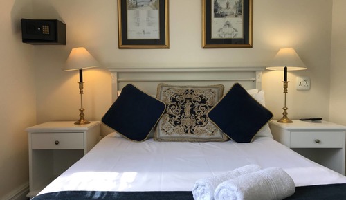 Classic Double Room