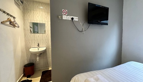 Deluxe Room, 1 Queen Bed