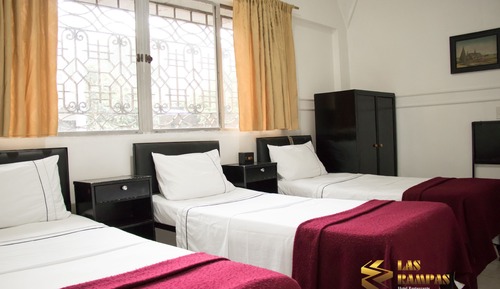 Triple Room
