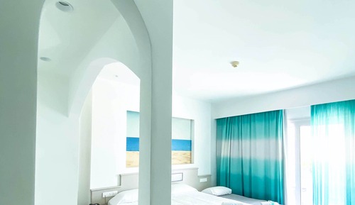 Standard Twin Room, Pool View