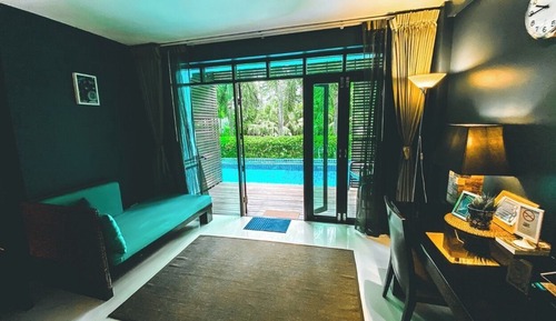 Twin Room, 2 Twin Beds, Pool Access, Pool View