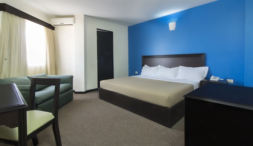 Standard Room, 1 Queen Bed