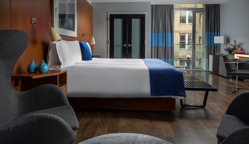 Studio, 1 King Bed, Mobility Accessible, Terrace