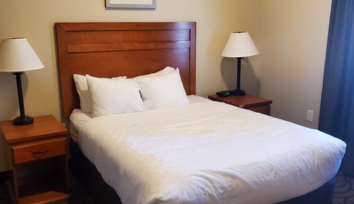 Suite, 1 Queen Bed, Accessible, Non Smoking (Efficiency)