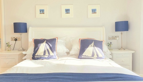 Signature Room, 1 King Bed, Sea View (King)