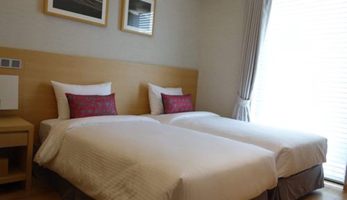 Standard Twin Room