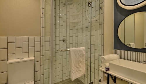 Basic Twin Room, Non Smoking