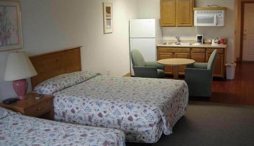 One Bedroom with 2 Queen Beds