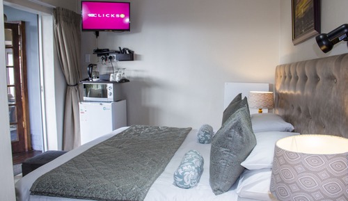 The Khoi Falls Room