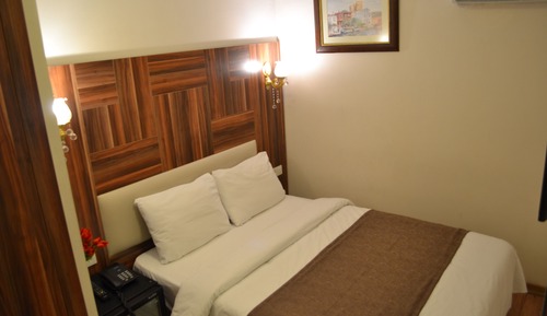 Single Room (Budget)