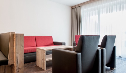 Apartment, 2 Bedrooms, Balcony, Mountain View (Top 3)