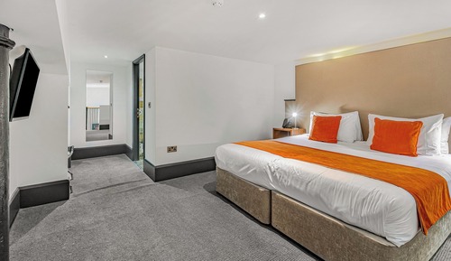 Mezzanine Double