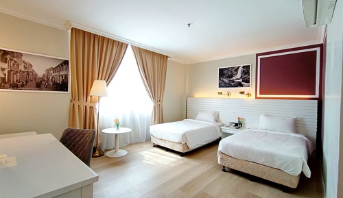 Superior Twin Room