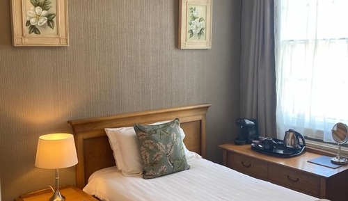 Standard Single Room, Ensuite