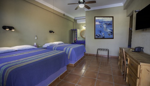 Family Room, 2 Bedrooms