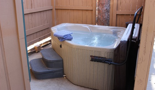 Studio, 1 Queen Bed, Hot Tub