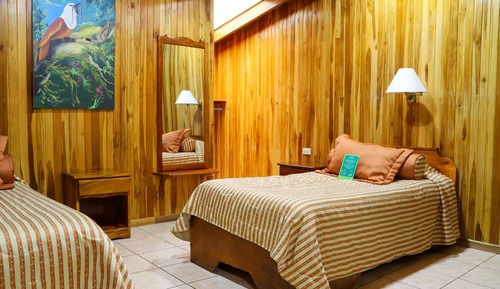 Family Deluxe Cabin, 3 Bedrooms