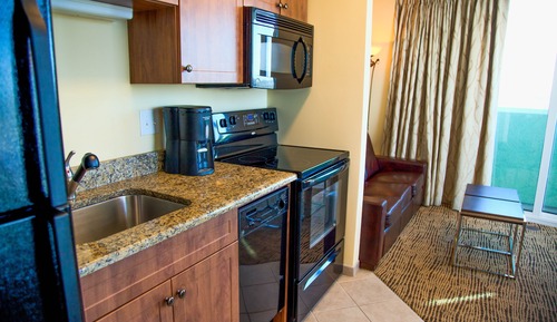 Traditional Condo, 1 King Bed with Sofa bed, Partial Sea View