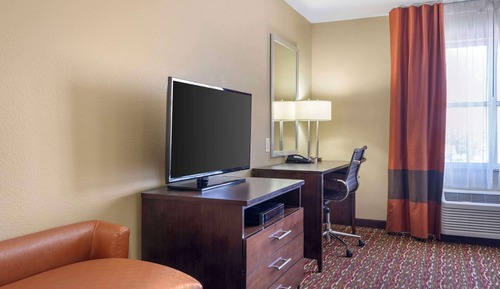 Standard Room, 1 King Bed, Non Smoking